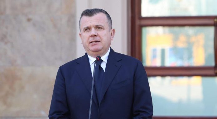 Vendimet e Qeverise: Miratohen dietat per punonjesit e Policise, page shtese per zjarrefikesit